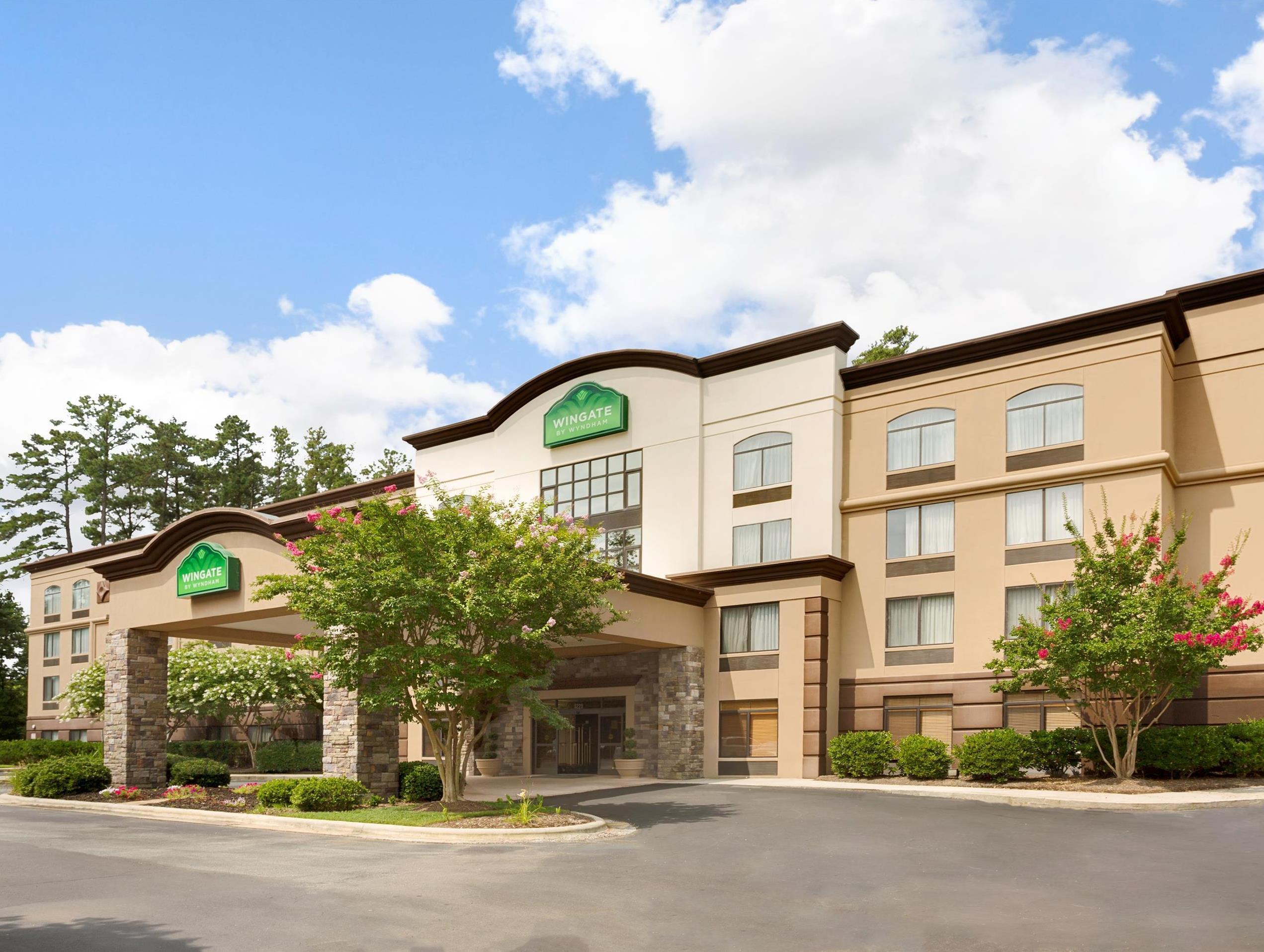 Wingate By Wyndham Raleigh Durham / Airport Hotel Exterior foto